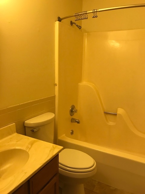 Full Bath - 2403 Falcons Way