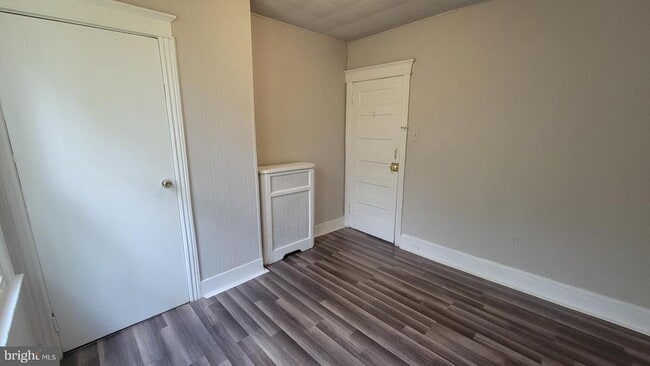 Building Photo - 3208 D St