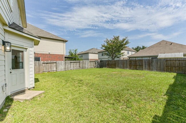 Building Photo - 19622 Hardwood Ridge Tr