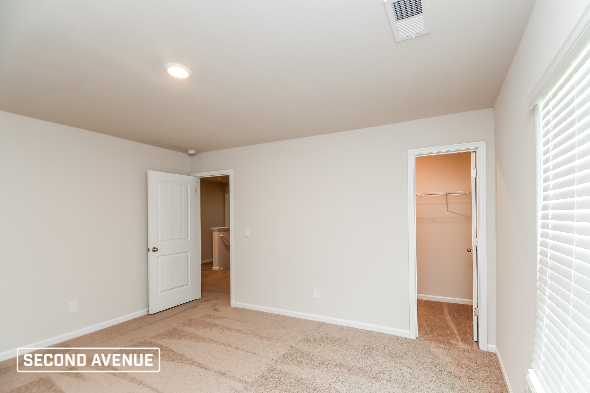 Building Photo - 632 Wild Tulip Ct