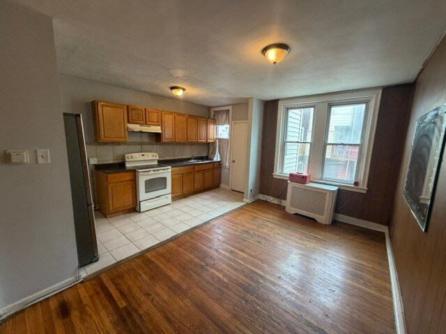 Building Photo - 6604 N Uber St