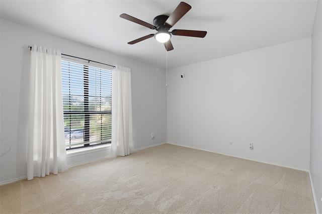 Building Photo - 5909 Lake Hubbard Pkwy