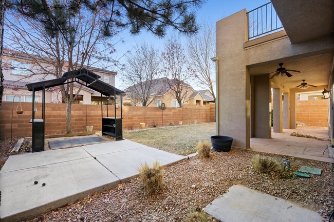 Building Photo - Beautiful 4 Bed / 4 Bath | NW Albuquerque ...