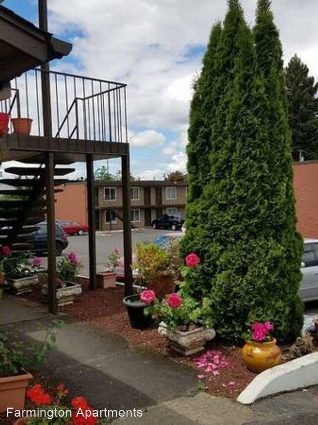 Building Photo - 13855 SW Farmington Rd