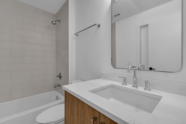 Building Photo - 567 Ponce De Leon Ave NE