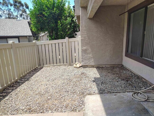 Building Photo - 12112 Wilsey Way