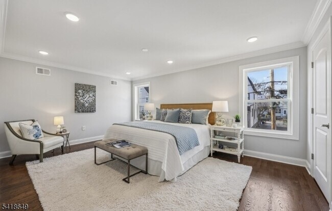 Building Photo - 139 N 15th St