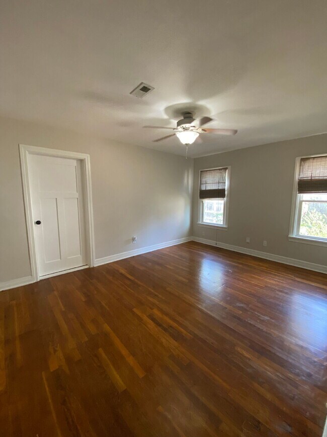 Building Photo - Beautiful 3 bedroom 2 bath home in Tech Terrace