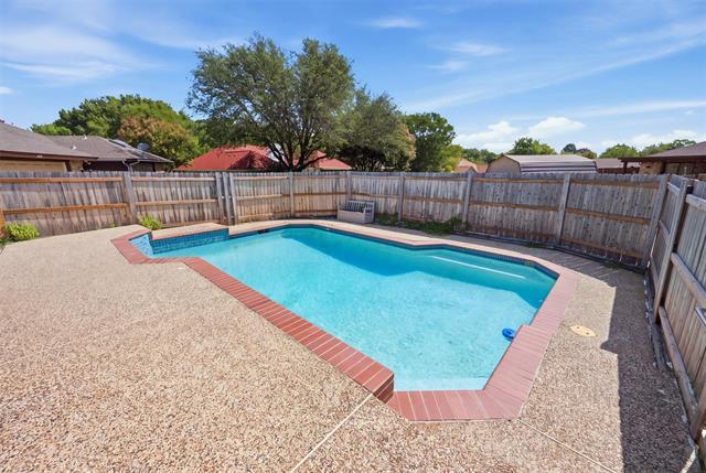 Building Photo - 5406 Blue Cove Dr