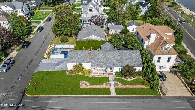 Building Photo - 67 N Farragut Ave