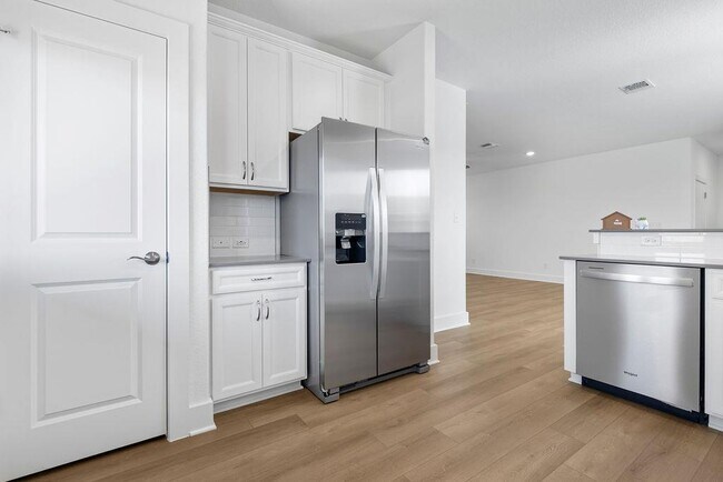 Building Photo - 140 Darlington Ct