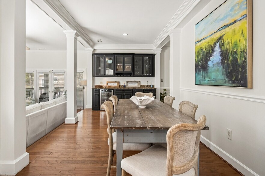 Building Photo - 40 Collins Meadow Dr