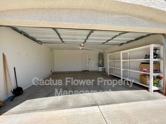 Building Photo - 2392 E Morelos St