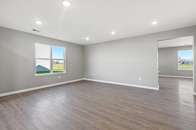Building Photo - 106 Tyler Way