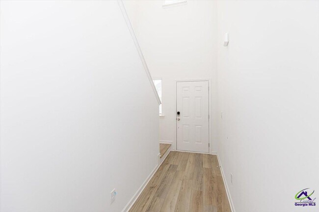 Building Photo - 218 Hickory Rdg Trl