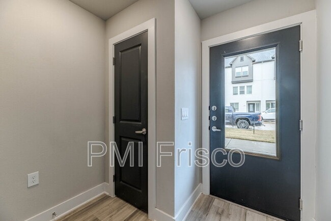 Building Photo - 3353 Norris St