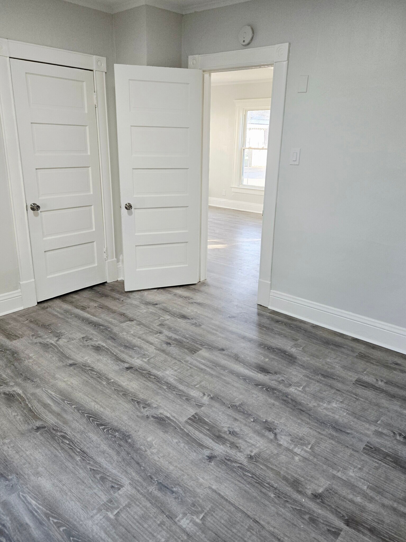 Building Photo - 21 Vassar St