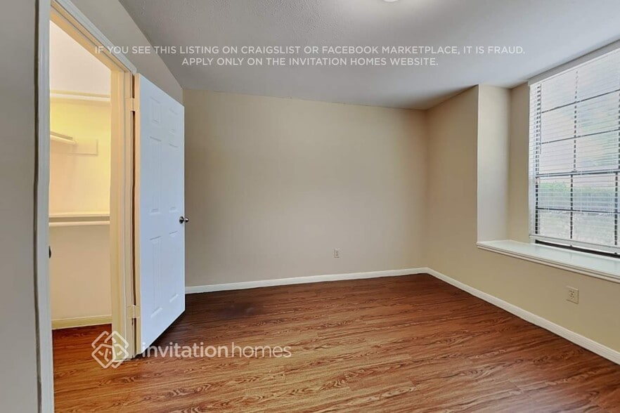 Building Photo - 12514 Mill Ln Dr