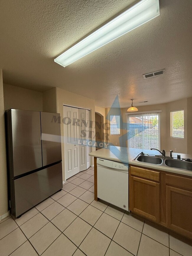 Building Photo - JUST REDUCED - 4-Bedroom Home!