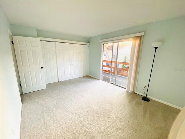 Building Photo - 148 Douglas Rd W