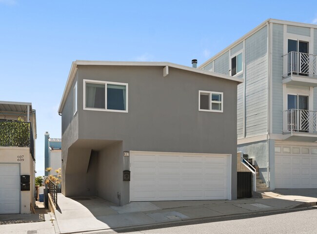 Building Photo - 617 Loma Dr