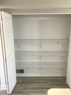 Building Photo - 87 Erie Beach Rd