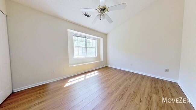 Building Photo - 3017 Summercroft Ln