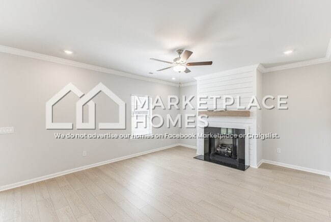 Building Photo - 212 Stockyard Cir