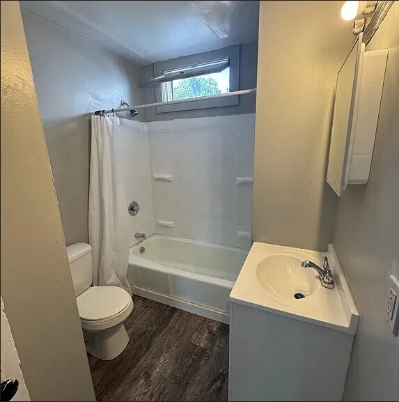 Building Photo - 75 Van Stallen St