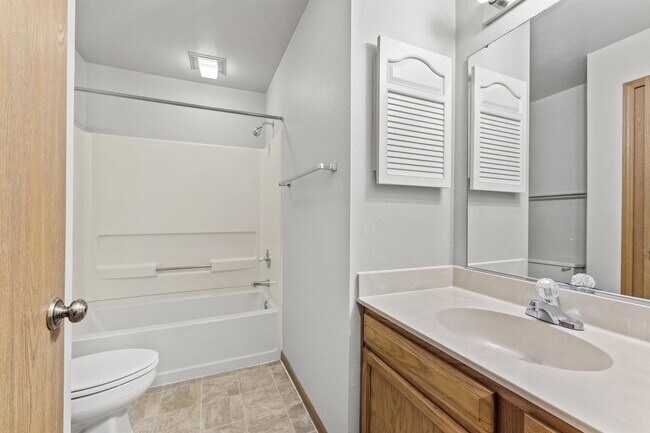 Building Photo - 2102 Stirrup Ln