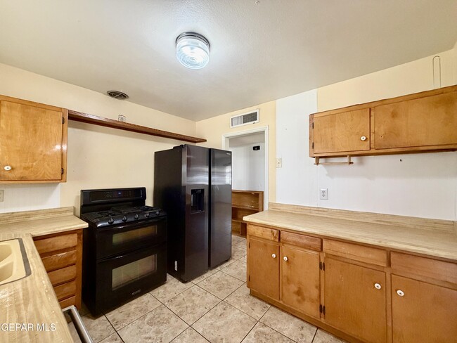 Building Photo - 3305 Capella Ave
