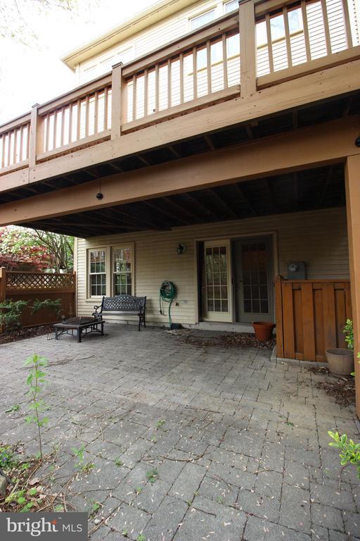 Building Photo - 10470 Courtney Dr