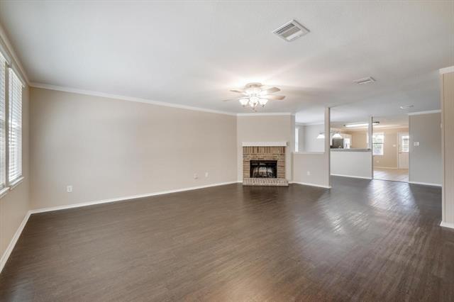 Building Photo - 1825 Lariat Dr