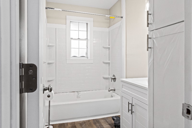 Building Photo - 4460 Old Mission Rd