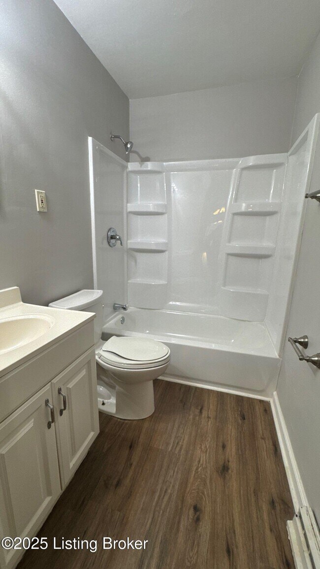 Building Photo - 5908 Ashby Ln