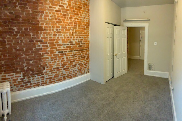 Building Photo - 4014 Spruce St