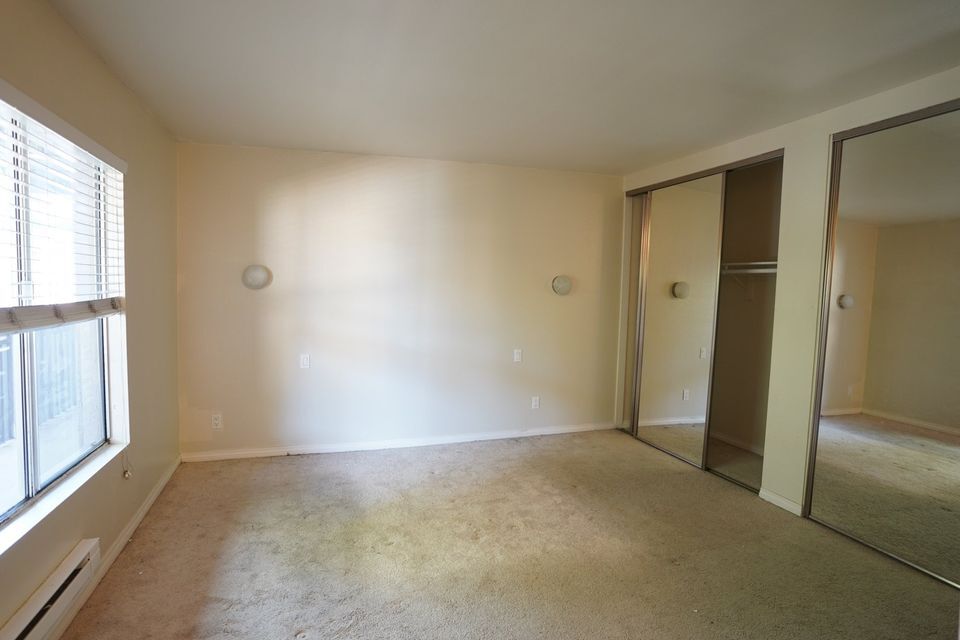 Building Photo - 1117 Sepulveda Blvd