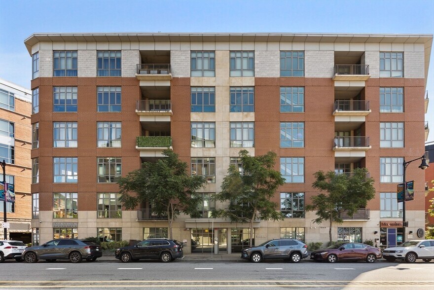 Primary Photo - 150 Dorchester Ave