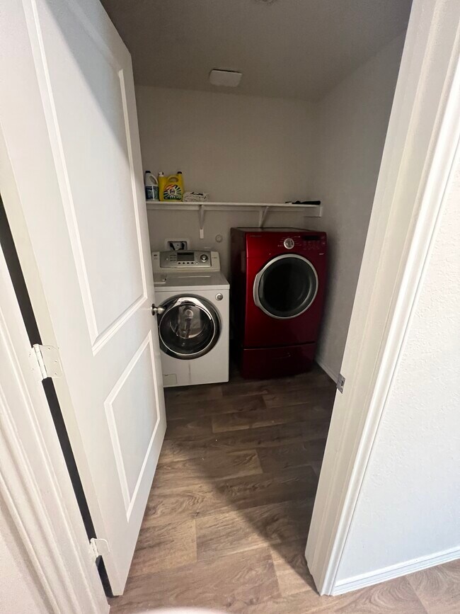 Building Photo - 4051 Fort Palmer Blvd