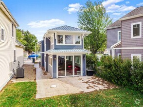 Building Photo - 8081 Rosella St