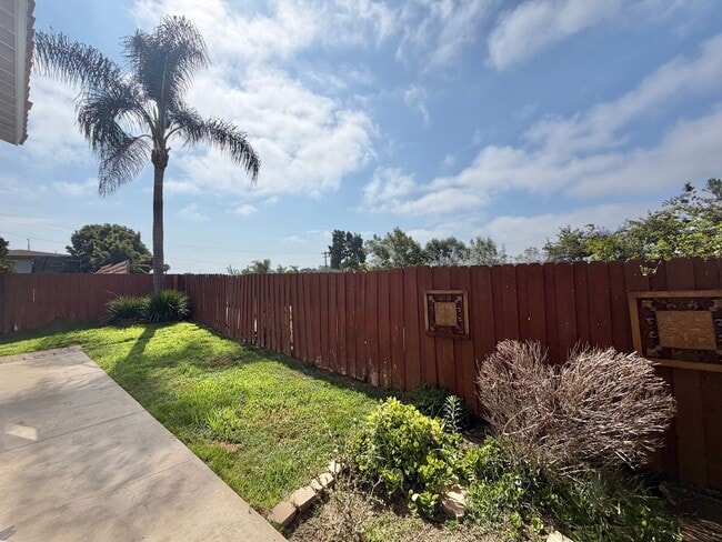 Building Photo - 1413 Janis Lynn Ln