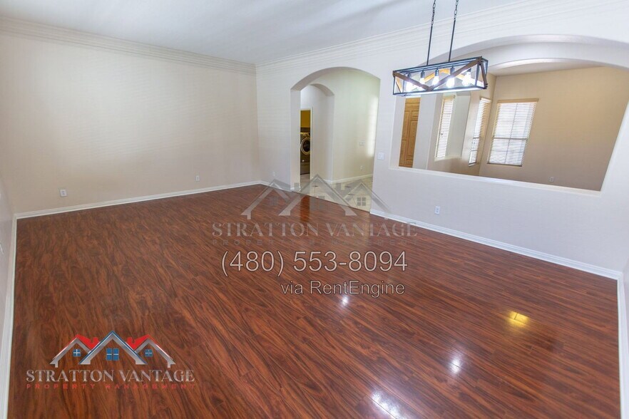 Building Photo - 7401 N 85th Ln