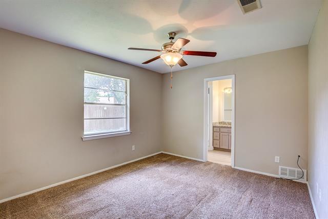 Building Photo - 604 Ruidoso Dr