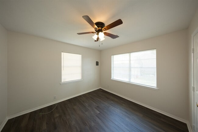 Building Photo - 7917 N Martin Luther King Ave