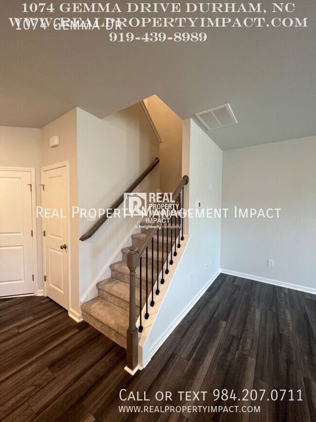 Building Photo - 1074 Gemma Dr