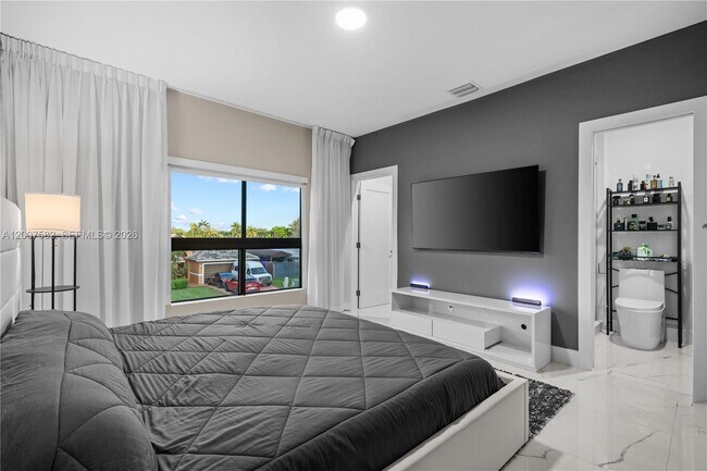 Building Photo - 17900 SW 149th Ave