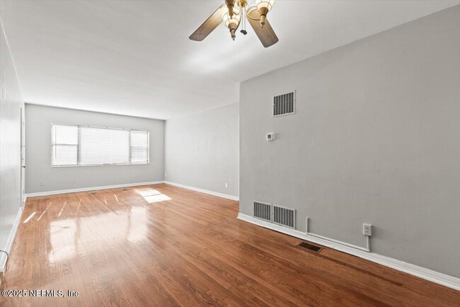 Building Photo - 1612 Flagler Ave