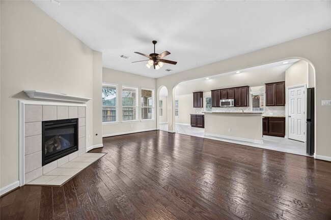 Building Photo - 28907 Crested Butte Dr