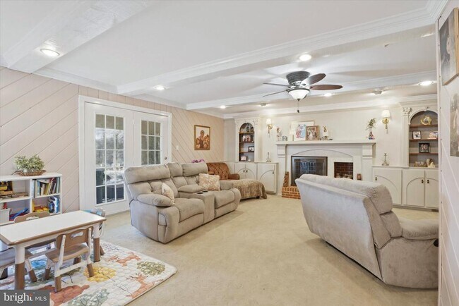 Building Photo - 1551 Duxbury Ct