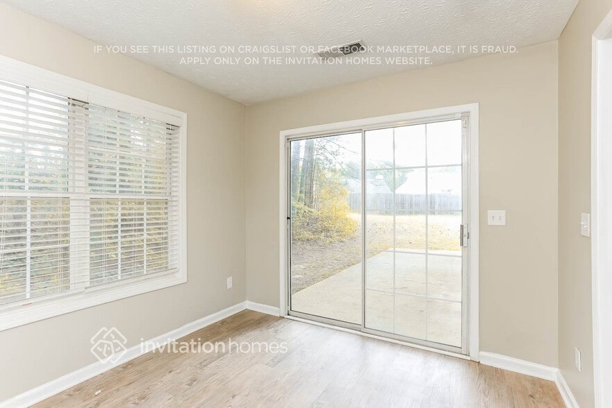 Building Photo - 2609 Duck Ct